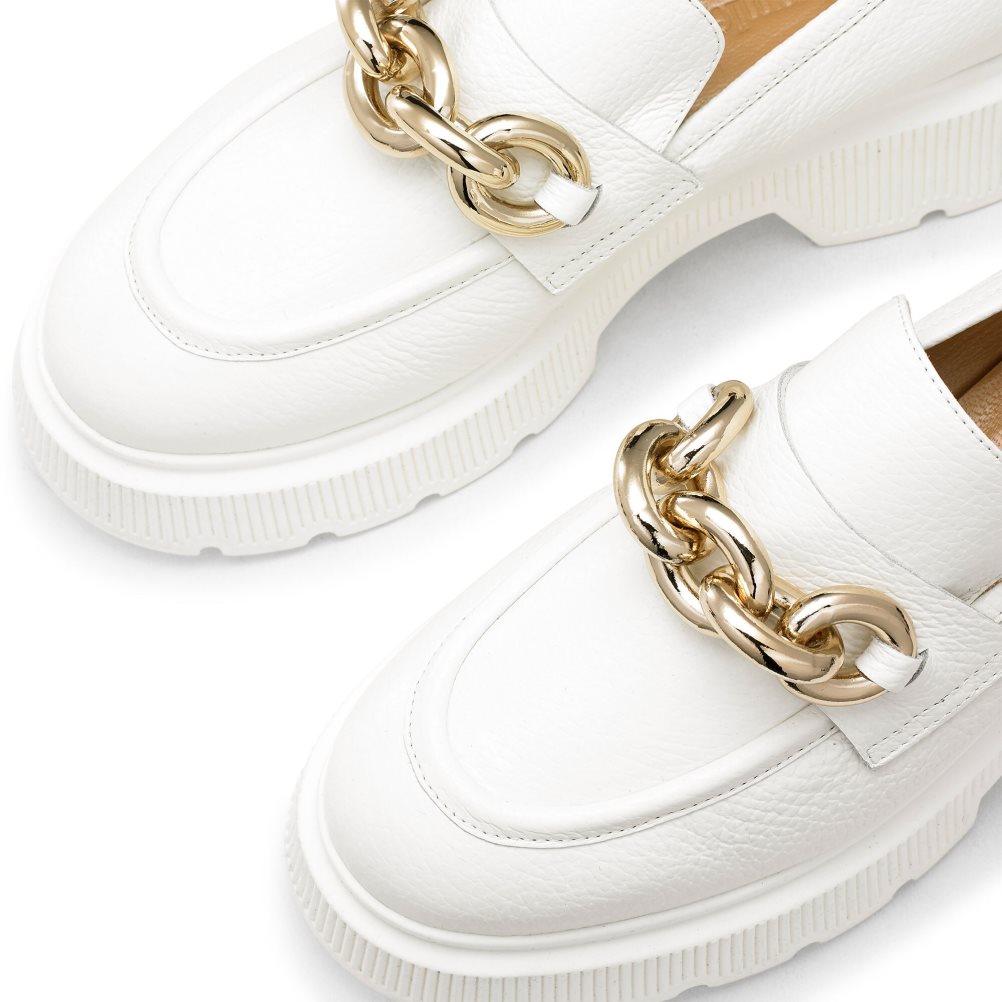 Dámské Loafers Russell & Bromley Ringo Heavy Ring Bílé | CZ-32790N