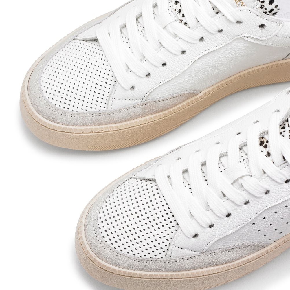 Dámské Tenisky Russell & Bromley Whisper Low Top Bílé | CZ-20497F